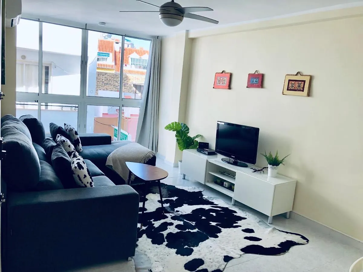 Beautiful Modern Apartment 100M From The Sea Fuengirola